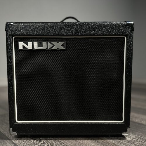 Nux Mighty 15 Se